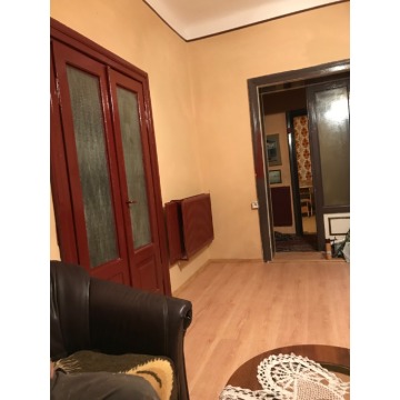 Mieszkanie  4 pokojowe Starachowice,   105 m2, pierwsze piętro - Sprzedam - zdjęcie 2