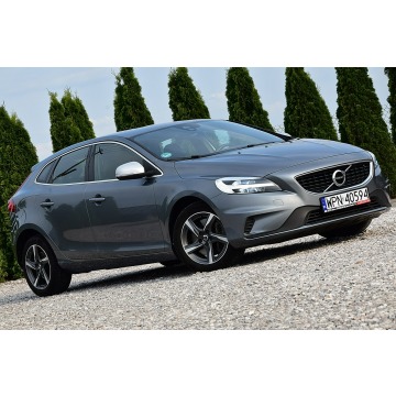 Volvo V40  Hatchback 2018,  2.0 diesel - Na sprzedaż za 47 900 zł - Nowe Kucice - zdjęcie 2