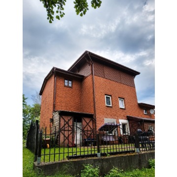 Sprzedam dom Barwice -  dwupiętrowy,  pow.  305 m2,  działka:   2200 m2 - zdjęcie 2