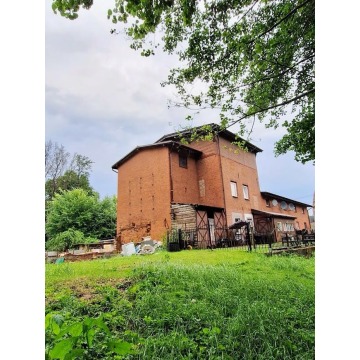 Sprzedam dom Barwice -  dwupiętrowy,  pow.  305 m2,  działka:   2200 m2 - zdjęcie 6