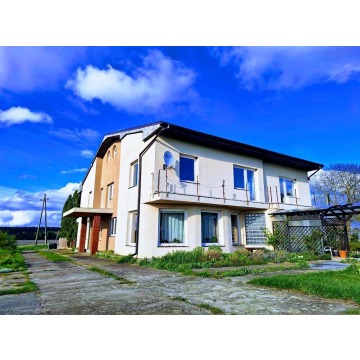Sprzedam dom Storkowo - ,  pow.  460 m2,  działka:   59 600 m2 - zdjęcie 4