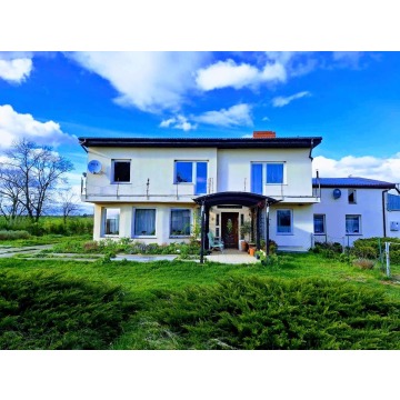 Sprzedam dom Storkowo - ,  pow.  460 m2,  działka:   59 600 m2 - zdjęcie 5