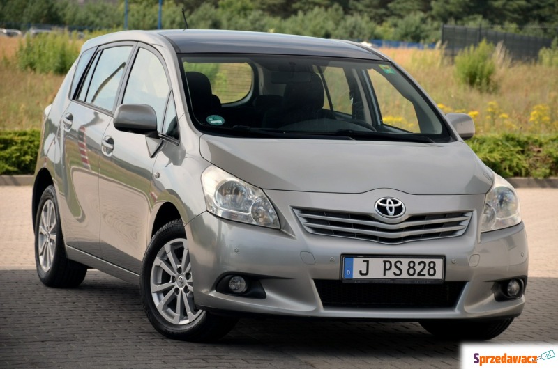 Toyota Verso  Minivan/Van 2012,  2.0 diesel - Na sprzedaż za 19 900 zł - Ostrów Mazowiecka