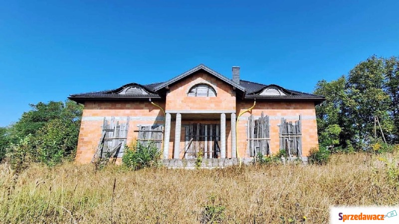 Sprzedam dom Białęgi - ,  pow.  600 m2,  działka:   15 000 m2