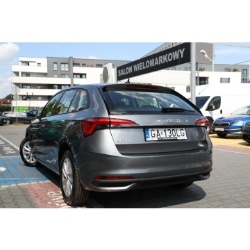 Skoda Scala  Hatchback 2024,  1.0 benzyna - Na sprzedaż za 75 900 zł - Tychy - zdjęcie 9
