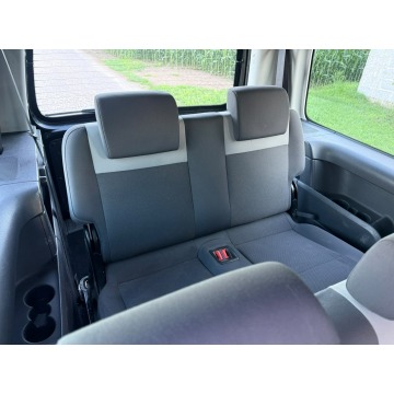 Volkswagen Caddy  Kombi 2011,  2.0 benzyna+LPG - Na sprzedaż za 34 000 zł - Gąsocin - zdjęcie 11