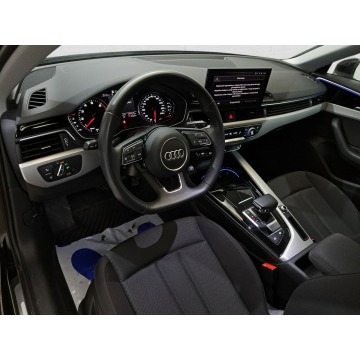 Audi A4  Kombi 2022,  2.0 benzyna, automat - Na sprzedaż za 125 091 zł - Komorniki - zdjęcie 11