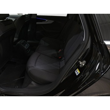 Audi A4  Kombi 2022,  2.0 benzyna, automat - Na sprzedaż za 125 091 zł - Komorniki - zdjęcie 12