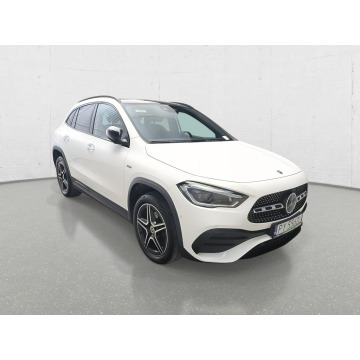 Mercedes - Benz GLA-klasa  Hatchback 2020,  1.3 benzyna, automat - Na sprzedaż za 110 085 zł - Komorniki - zdjęcie 1