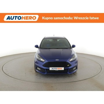 Ford Focus  Hatchback 2017,  2.0 benzyna - Na sprzedaż za 60 700 zł - Warszawa - zdjęcie 11