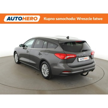 Ford Focus  Kombi 2020,  2.0 diesel, automat - Na sprzedaż za 50 500 zł - Warszawa - zdjęcie 4