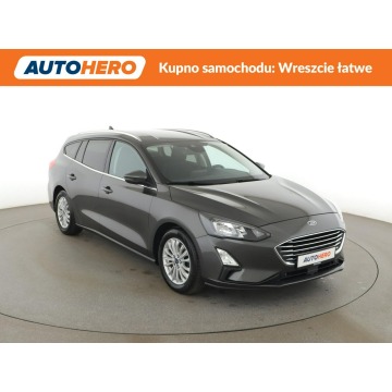 Ford Focus  Kombi 2020,  2.0 diesel, automat - Na sprzedaż za 50 500 zł - Warszawa - zdjęcie 10