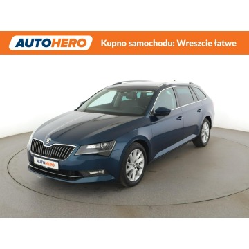 Škoda Superb - 4x4 DSG navi klima auto grzane fotele czujniki parkowania