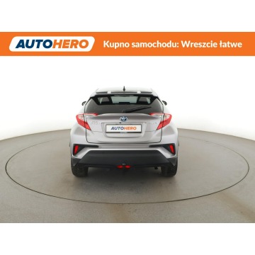 Toyota C-HR  SUV 2017,  1.8 hybryda, automat - Na sprzedaż za 74 200 zł - Warszawa - zdjęcie 6