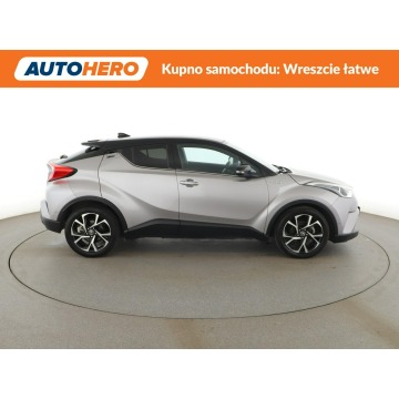 Toyota C-HR  SUV 2017,  1.8 hybryda, automat - Na sprzedaż za 74 200 zł - Warszawa - zdjęcie 9