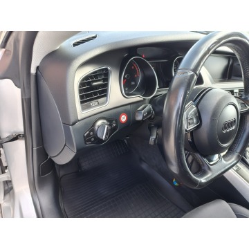 Audi A5  Hatchback 2013,  2.0 diesel, automat - Na sprzedaż za 59 900 zł - Twardów - zdjęcie 12