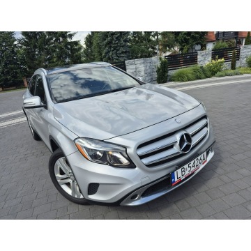 Mercedes - Benz GLA-klasa  SUV 2016,  2.0 benzyna, automat - Na sprzedaż za 64 900 zł - Drelów - zdjęcie 9