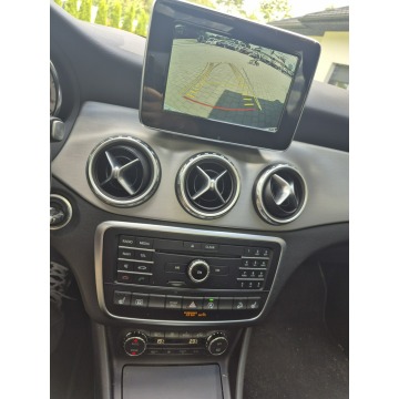 Mercedes - Benz GLA-klasa  SUV 2016,  2.0 benzyna, automat - Na sprzedaż za 64 900 zł - Drelów - zdjęcie 10