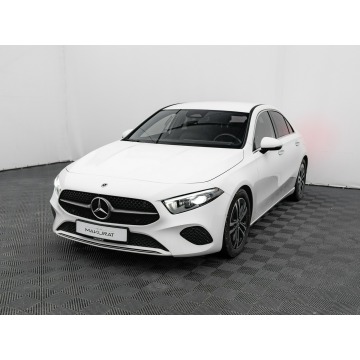 Mercedes - Benz A-klasa  Sedan/Limuzyna 2023,  2.0 diesel, automat - Na sprzedaż za 120 800 zł - Gdańsk - zdjęcie 2