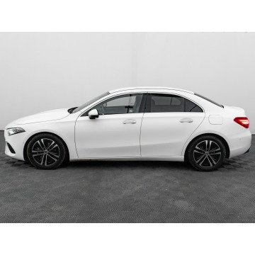 Mercedes - Benz A-klasa  Sedan/Limuzyna 2023,  2.0 diesel, automat - Na sprzedaż za 120 800 zł - Gdańsk - zdjęcie 9