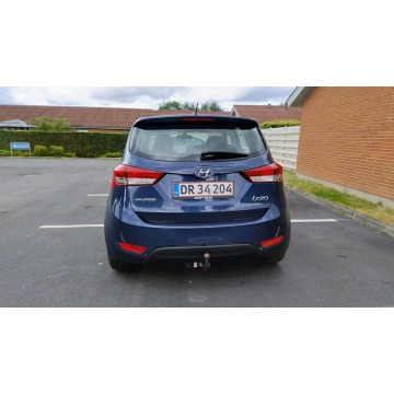 Hyundai ix20  SUV 2016,  1.6 benzyna, automat - Na sprzedaż za 36 000 zł - Sadlno - zdjęcie 8