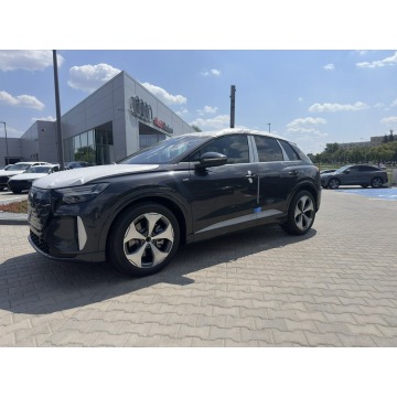 Audi Q4  SUV 2026 elektryczny, automat - Na sprzedaż za 248 247 zł - Radom - zdjęcie 2