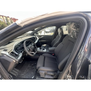 Audi Q4  SUV 2026 elektryczny, automat - Na sprzedaż za 248 247 zł - Radom - zdjęcie 7