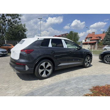 Audi Q4  SUV 2026 elektryczny, automat - Na sprzedaż za 248 247 zł - Radom - zdjęcie 5