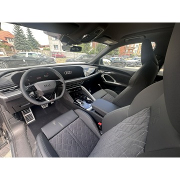 Audi Q5  SUV 2026,  2.0 diesel, automat - Na sprzedaż za 275 655 zł - Radom - zdjęcie 9