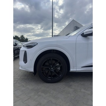Audi Q5  SUV 2026,  2.0 diesel, automat - Na sprzedaż za 252 672 zł - Radom - zdjęcie 3