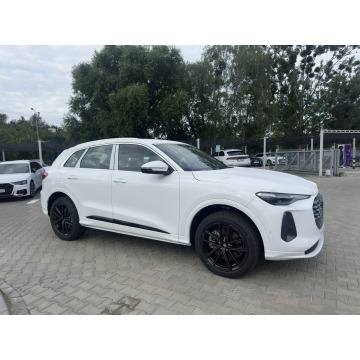 Audi Q5  SUV 2026,  2.0 diesel, automat - Na sprzedaż za 252 672 zł - Radom - zdjęcie 7