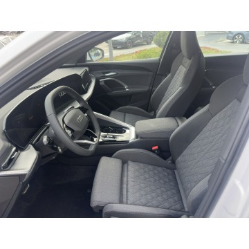 Audi Q5  SUV 2026,  2.0 diesel, automat - Na sprzedaż za 252 672 zł - Radom - zdjęcie 8