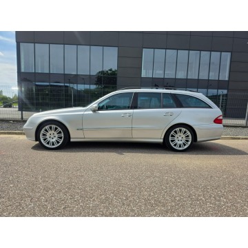 Mercedes - Benz E-klasa  Kombi 2003,  3.2 diesel, automat - Na sprzedaż za 18 900 zł - Pabianice - zdjęcie 5