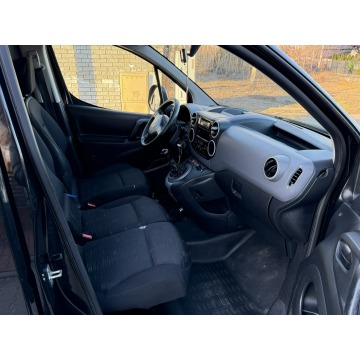Citroen Berlingo 2010,  1.6 diesel - Na sprzedaż za 14 999 zł - Gostyń - zdjęcie 9