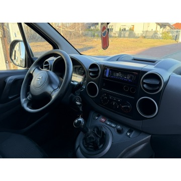 Citroen Berlingo 2010,  1.6 diesel - Na sprzedaż za 14 999 zł - Gostyń - zdjęcie 10
