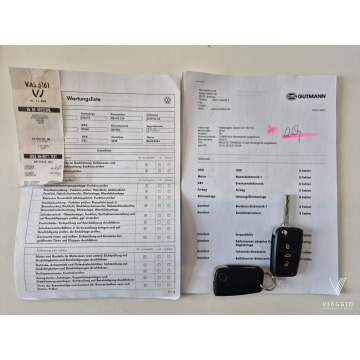 Volkswagen Touran  Minivan/Van 2019,  2.0 diesel, automat - Na sprzedaż za 49 899 zł - Tychy - zdjęcie 9