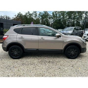 Nissan Qashqai  SUV 2011,  2.0 benzyna - Na sprzedaż za 32 800 zł - Pęcice - zdjęcie 8