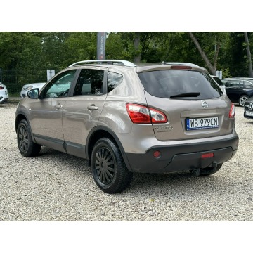 Nissan Qashqai  SUV 2011,  2.0 benzyna - Na sprzedaż za 32 800 zł - Pęcice - zdjęcie 5