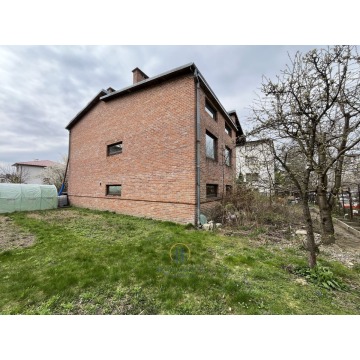 Sprzedam dom Lublin -  trzypiętrowy,  pow.  184 m2,  działka:   487 m2 - zdjęcie 2