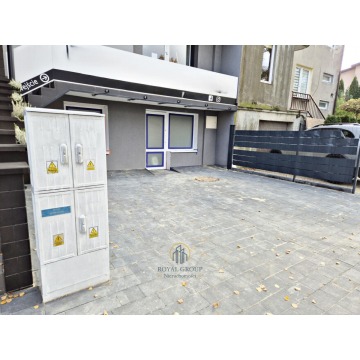Sprzedam dom Lublin -  trzypiętrowy,  pow.  450 m2,  działka:   0 m2 - zdjęcie 3