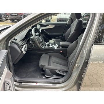 Audi A4  Kombi 2023,  2.0 diesel, automat - Na sprzedaż za 109 000 zł - Jawczyce - zdjęcie 10