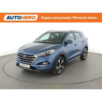 Hyundai Tucson - 2.0CRDi Style Nawigacja Tempomat Grzane Fotele Kierownica Xenon Kamera