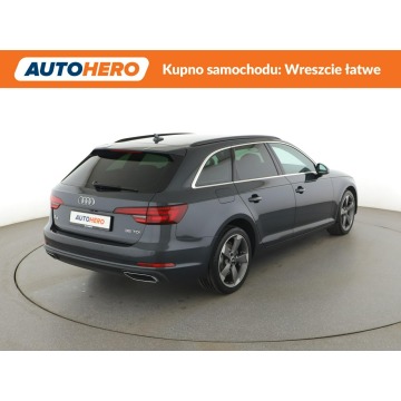 Audi A4  Kombi 2019,  2.0 diesel, automat - Na sprzedaż za 69 500 zł - Warszawa - zdjęcie 7