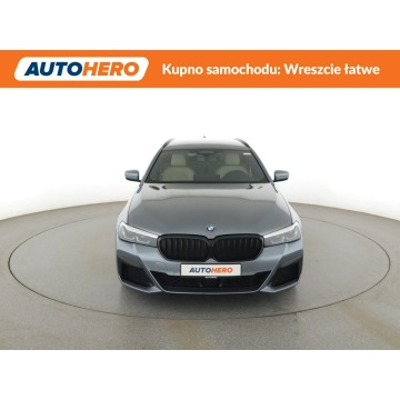 BMW Seria 5  Kombi 2021,  2.0 diesel, automat - Na sprzedaż za 120 900 zł - Warszawa - zdjęcie 11