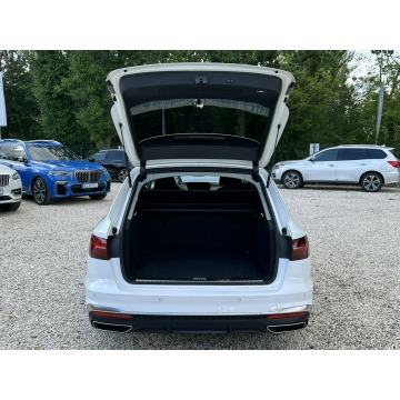 Audi A4  Kombi 2021,  2.0 benzyna, automat - Na sprzedaż za 96 800 zł - Pęcice - zdjęcie 9