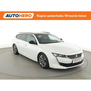 Peugeot 508  Kombi 2019,  1.6 hybryda, automat - Na sprzedaż za 71 900 zł - Warszawa - zdjęcie 10