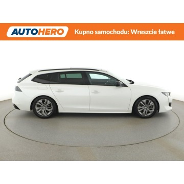 Peugeot 508  Kombi 2019,  1.6 hybryda, automat - Na sprzedaż za 71 900 zł - Warszawa - zdjęcie 9
