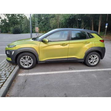 Hyundai Kona  Hatchback 2018,  1.0 benzyna - Na sprzedaż za 48 700 zł - Ćmińsk - zdjęcie 5
