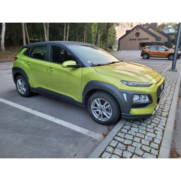 Hyundai Kona  Hatchback 2018,  1.0 benzyna - Na sprzedaż za 48 700 zł - Ćmińsk - zdjęcie 8