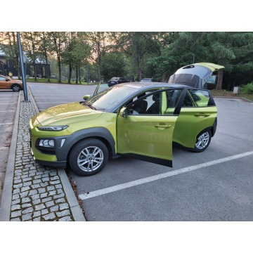Hyundai Kona  Hatchback 2018,  1.0 benzyna - Na sprzedaż za 48 700 zł - Ćmińsk - zdjęcie 9